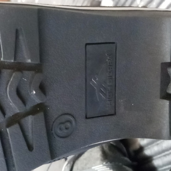 HHIGJ SIERRA SNOW BOOTS SIZE 8M - Picture 6 of 12